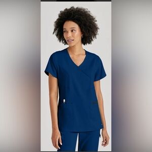 New with tags Grey’s Anatomy Indigo Scrub Tops size Large